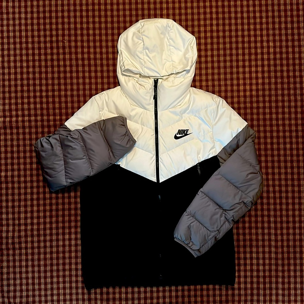 Woman’s Nike Sportswear NS Down Filled Hooded Puffer Jacket